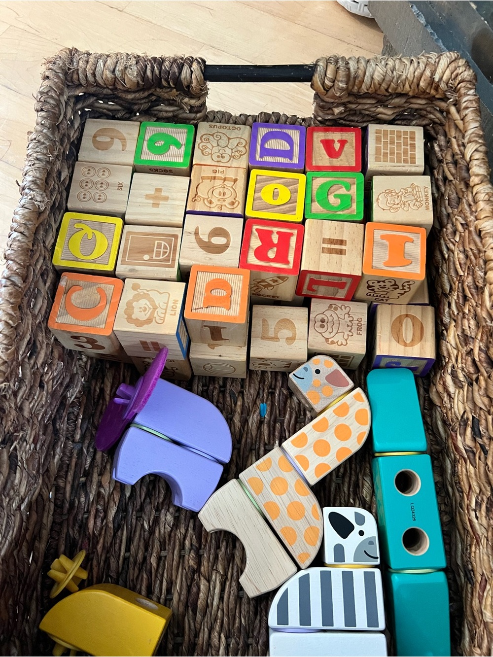 Wooden Alphabet Blocks Set - Multicolor Kids Toy